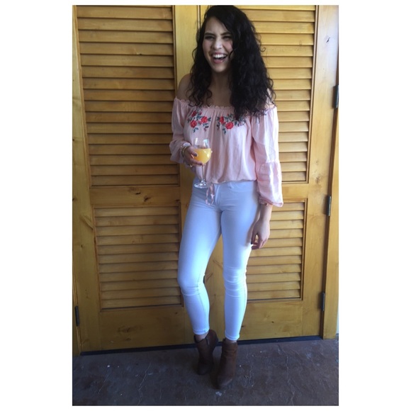 Meet your Posher Shelby 🐚 🐝 - Picture 4 of 4